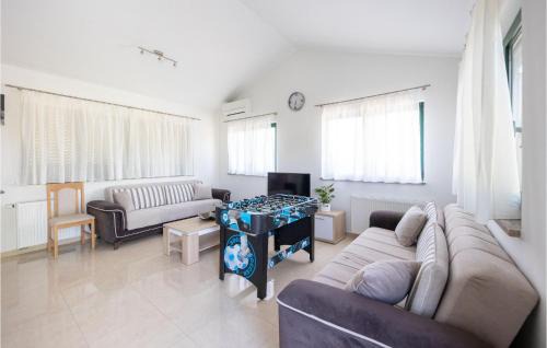 Caporice Casa | Holiday Home Caporice With A Fireplace 289