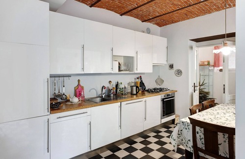 Ispra Casa | Casa de vacaciones 'Casa Romantica' con terraza privada, balcón y Wi-Fi