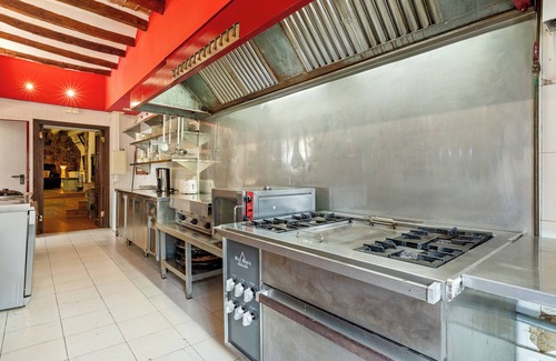 Almoster Casa | Casa de vacaciones 'Casa Rústica Cal Mian' con vistas a la montaña, Wi-Fi y aire acondicionado
