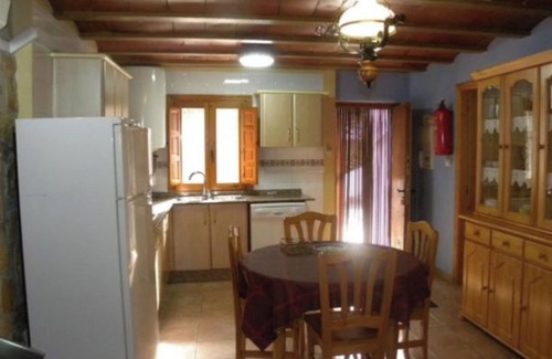 Moratalla Casa | Holiday Home 'Caserio Molino Del Camino' with Mountain View and Air Conditioning