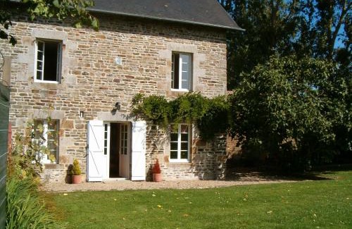 Vergoncey Casa | Holiday Home Château de Boucéel Mont Saint Michel