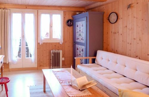 Brienz Casa | Holiday Home Chalet Esther by Interhome