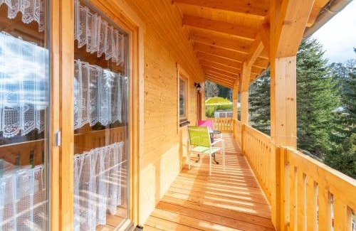 Muhlberg Casa | Holiday Home Chalet Toni mit Sauna by Interhome