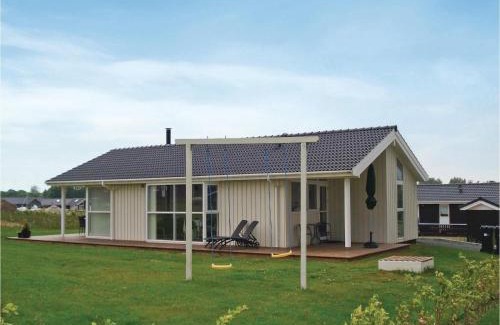 Flovt Strand Casa | Holiday Home Chr Jacobsensvej Vi
