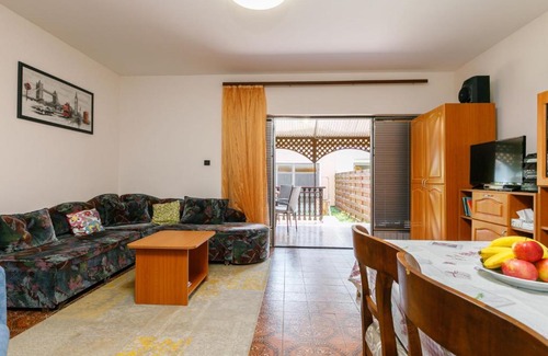 Balatonmariafurdo Casa | Holiday Home Clematis