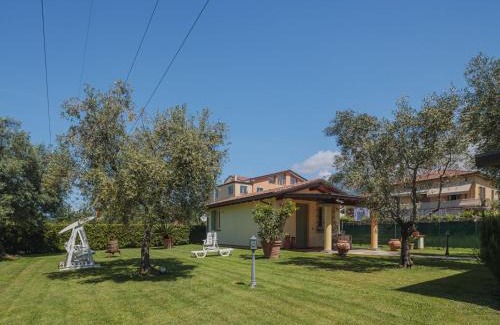 Massa Casa | Holiday Home Colli by Interhome