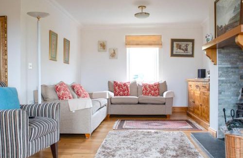Suladale Casa | Holiday Home Creagan by Interhome