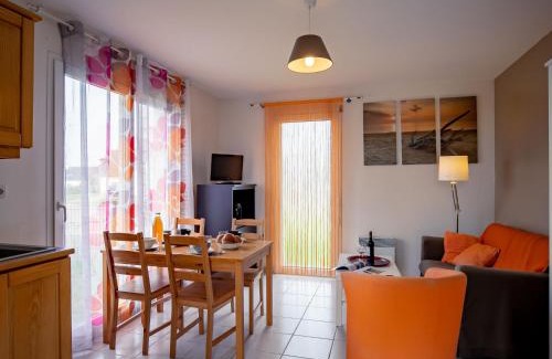 Saint-Pabu Casa | Holiday Home de Beniguet by Interhome