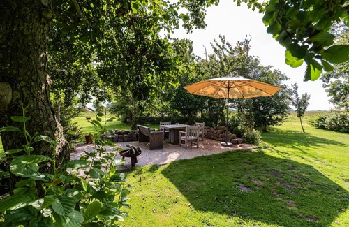 Hedwigenkoog Casa | Holiday home Deichkind 25 - lovingly renovated, quiet location, for families