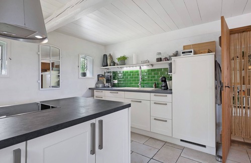 Dagebuell Casa | Holiday Home 'Deichkate' – Vacation in a Historic Monument with Panoramic Views