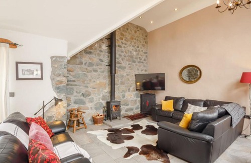 Garn Fadryn Casa | Holiday Home Deri'r Mynach