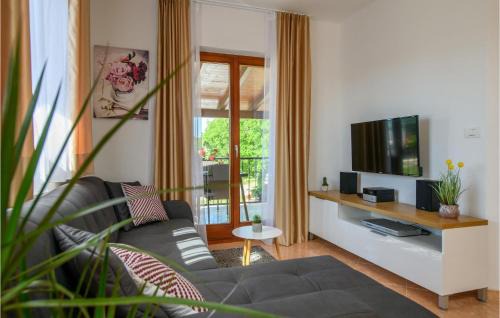 Rebici Casa | Holiday Home Dobrani Cr