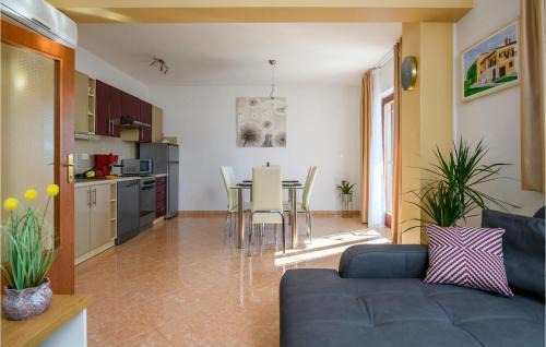 Rebici Casa | Holiday Home Dobrani Cr