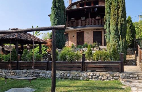 Ljubovija Casa | Holiday Home Drinsko svitanje