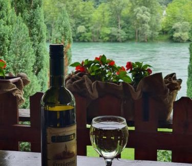 Ljubovija Casa | Holiday Home Drinsko svitanje