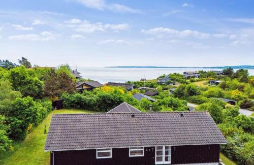 Handrup Strand Casa | Holiday Home Edo - 250m from the sea by Interhome