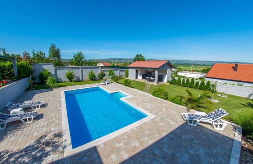 Blagaj Casa | Holiday Home Endless Summer