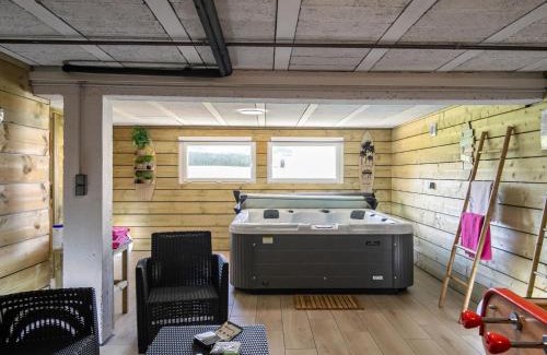 Landeda Casa | Holiday Home Entre Terre et Mer by Interhome