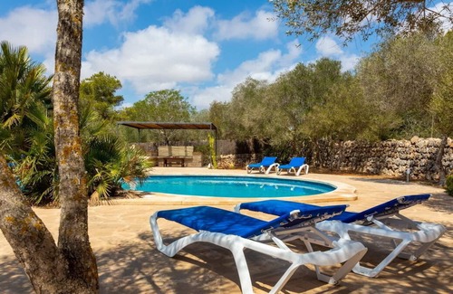 Cap des Moro Chalet De Esquí | Holiday Home Es Caló in Cala S’Almunia