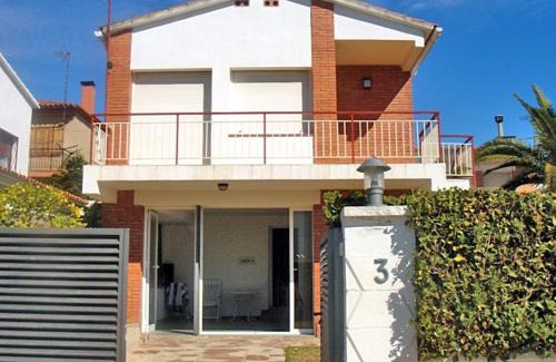 Pineda de Mar Casa | Holiday Home Estiu by Interhome