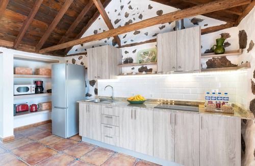 El Paso Casa | Casa de vacaciones 'Estudio Bibi' con vistas a la montaña y terraza privada