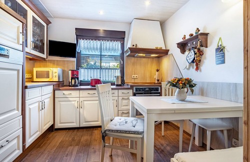 Franken Siedlung Casa | Casa de vacaciones 'Ferienhaus Stine Stralsund Ostsee' con terraza privada, jardín privado y Wi-Fi