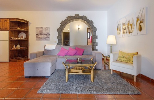 Tao Villa | Casa de vacaciones "Finca La Rubina" Con vistas a la montaña, Wi-Fi, jardín, piscina y terraza