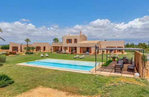Campos Casa | Casa de vacaciones 'Finca Thalassa' con vistas a la montaña, Wi-Fi y aire acondicionado