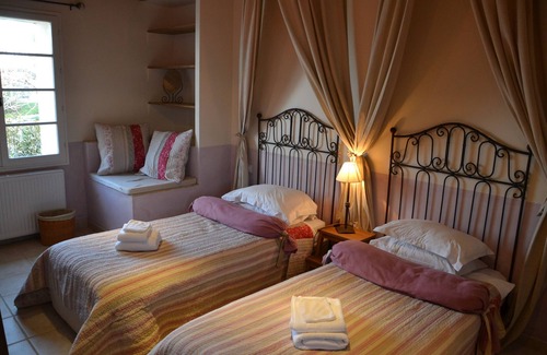 Aiglun Otro | Holiday home for 5 in charming private hamlet with panoramic views and pool