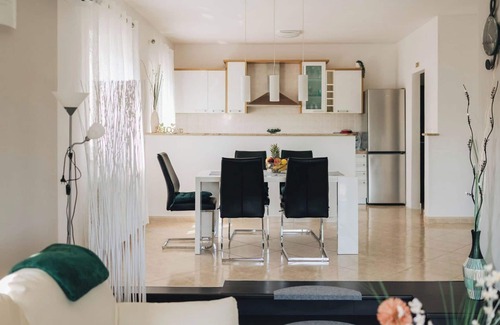 Vizinada Villa | Cottage for 5 persons with private pool in Vizinada