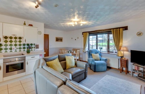 Gaerwen Casa | Holiday Home Hyfrydle