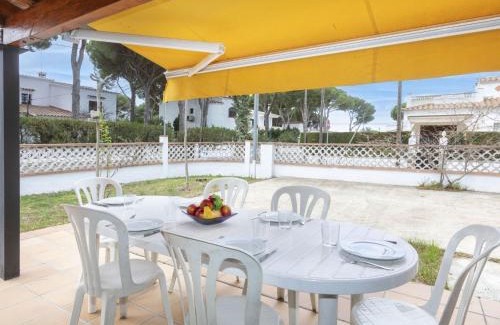 L'Escala Casa | Holiday Home Gemma by Interhome