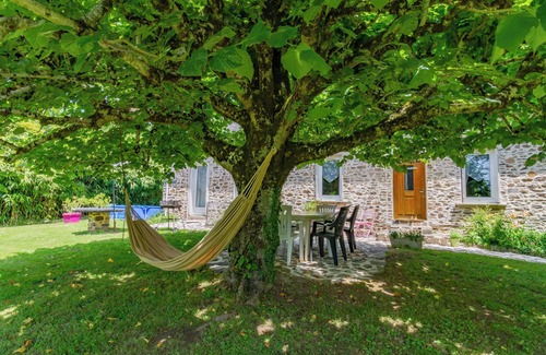Lagrauliere Casa | Casa de vacaciones 'Gite Loucastan' con piscina privada, jardín privado y Wi-Fi
