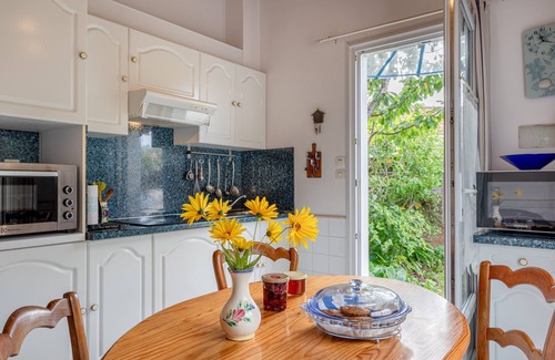 L'Epine Casa | Casa de vacaciones 'Gîte Tout Confort 800m Plage' con terraza privada y jardín privado