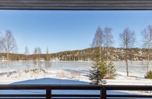 Kehys-Kainuu Casa | Holiday Home Hallan karhu b- paritalo by Interhome