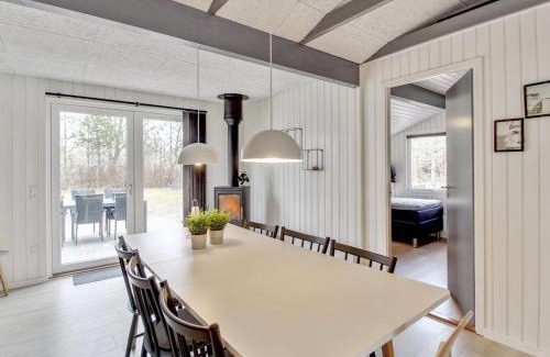 Skygge Casa | Holiday Home Hariette by Interhome