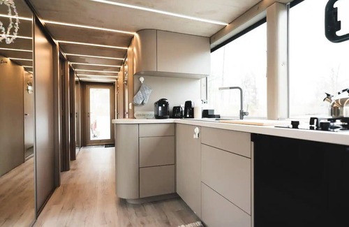 Domitz Casa | Holiday home Hausboot Tortuga
