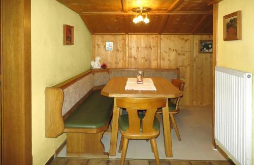 Kaltenbach Casa | Holiday Home Hexenhäusl by Interhome