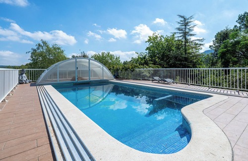 Querol Casa | Casa de vacaciones "Horrio" con vistas a la montaña, piscina compartida y Wi-Fi