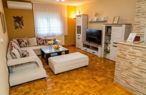 Trn Casa | Holiday Home IFI