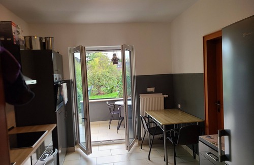 Birkesdorf Casa | Casa de vacaciones 'Ihr Zuhause Auf Zeit' con terraza privada, balcón y Wi-Fi