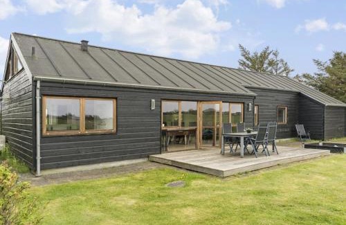 Lokken Casa | Holiday Home Ilmatar - 650m from the sea by Interhome