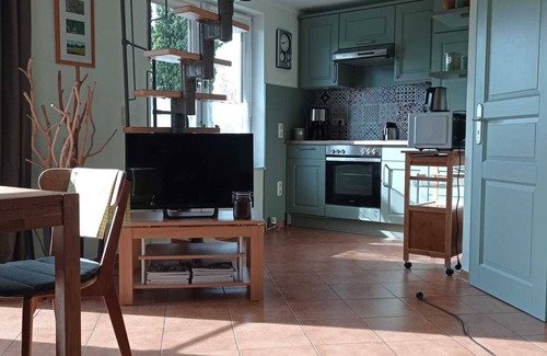 Dobin am See Casa | Holiday home in a beautiful garden, near the Baltic Sea and the state capital