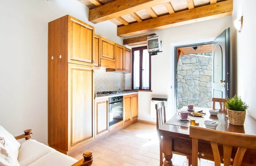 Apecchio Otro | Casa en Apecchio con Vistas Panorámicas