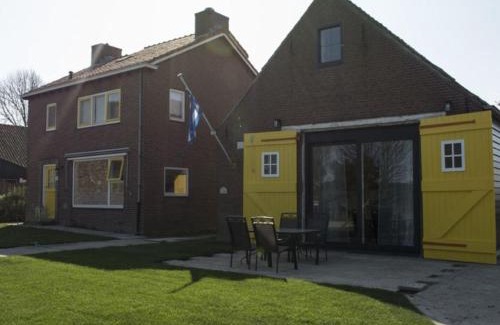 Biggekerke Casa | Holiday Home in Biggekerke near the Beach, cleaning included