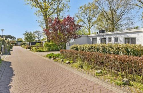 Groot Valkenisse Casa | Holiday Home in Biggekerke near Seabeach, cleaning included