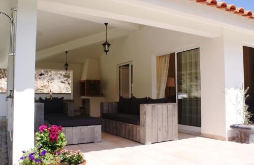 Covas Casa | Holiday Home in Covas with Eco Pool