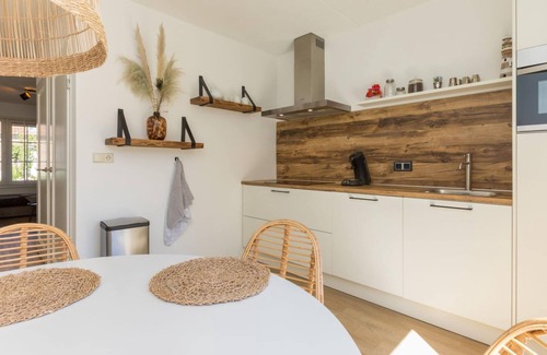 Domburg Casa | Holiday Home in Domburg Near the Beach