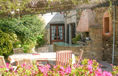 Felines-Minervois Casa | Holiday Home in Félines-Minervois with Pool