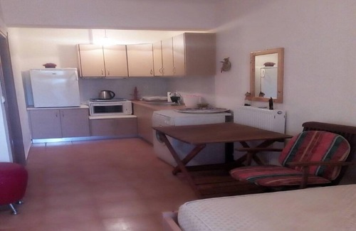 Zalongo Casa | Accogliente casa vacanze a Preveza con giardino